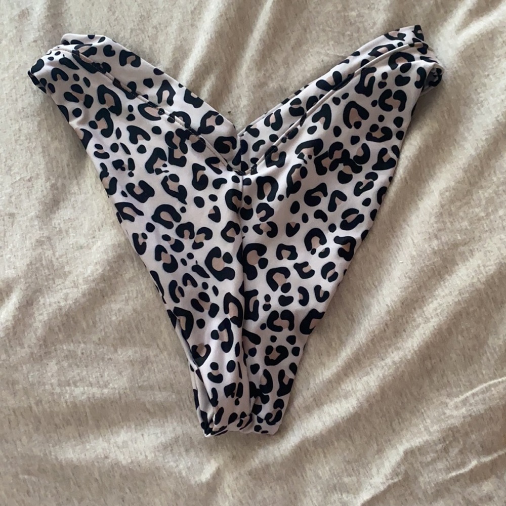 Oneone Swimwear High Rise Cheeky Bikini Bottom - Picture 5 of 6